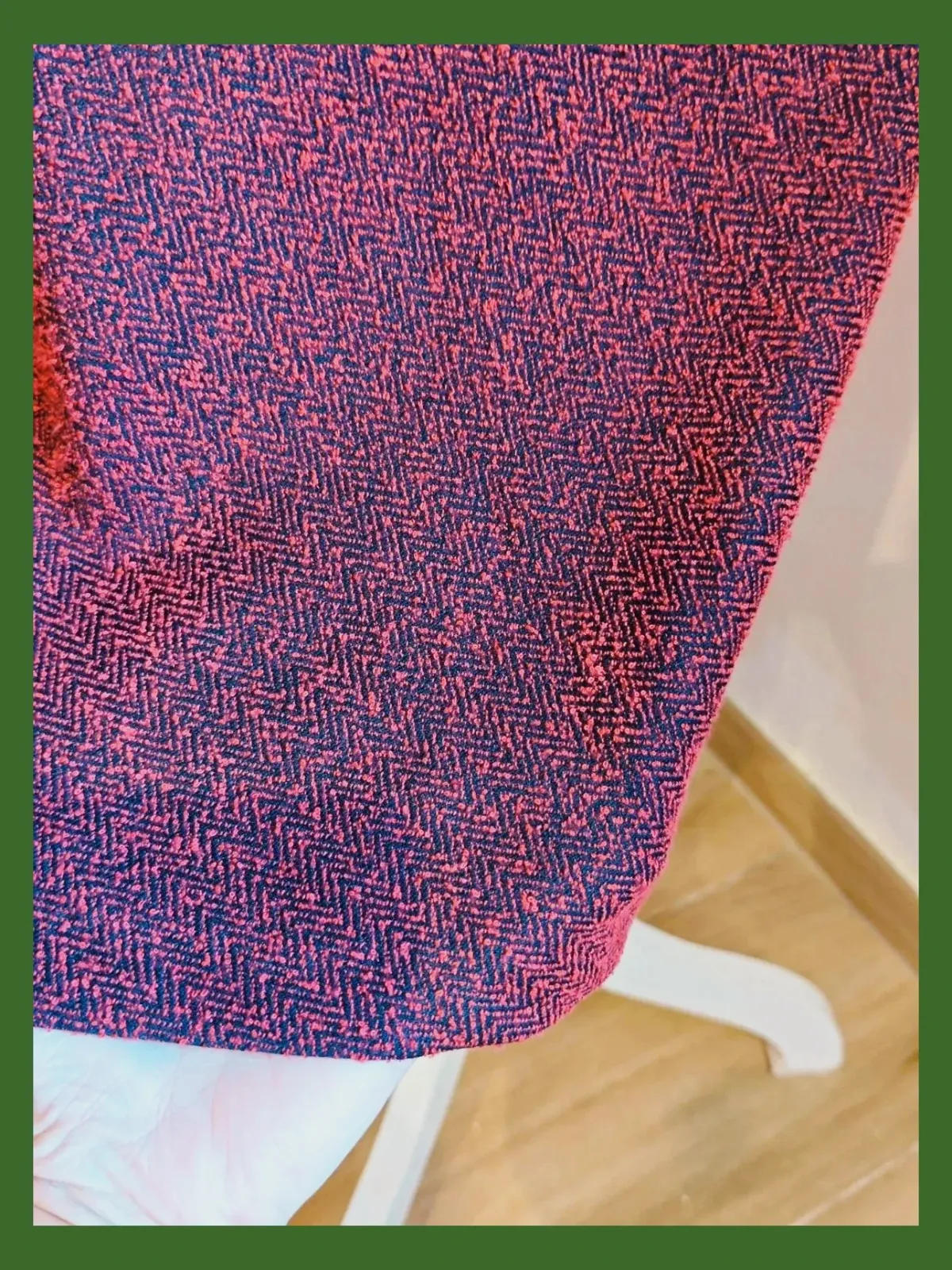 🌺Estilosa falda con jaspeado rojo y negro – Ciopre – taille L / 40 / 12 5