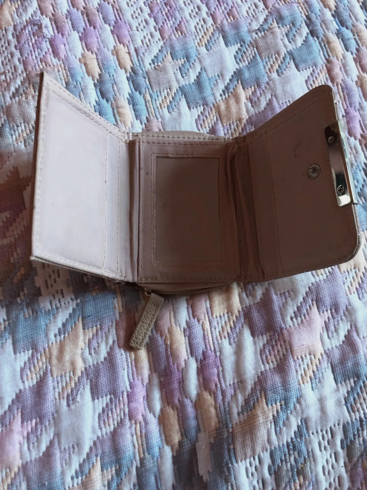 Monedero Tarjetero Primark – Beige Minimalista – Primark 2