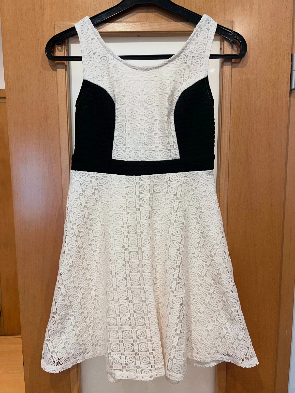 Vestido renda – Xhilaration – taille S / 36 / 8