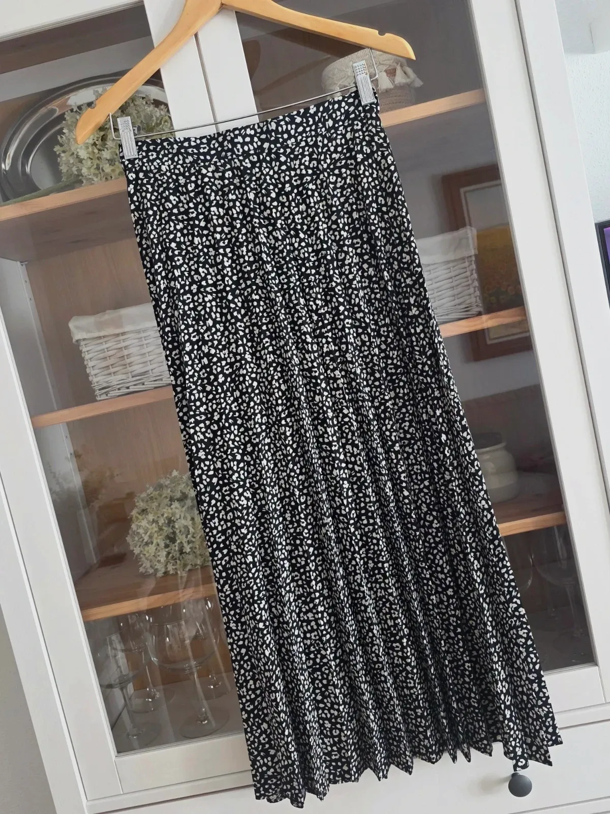 Jupe midi plissée/Falda plisada midi – Pull & Bear – taille M / 38 / 10 2