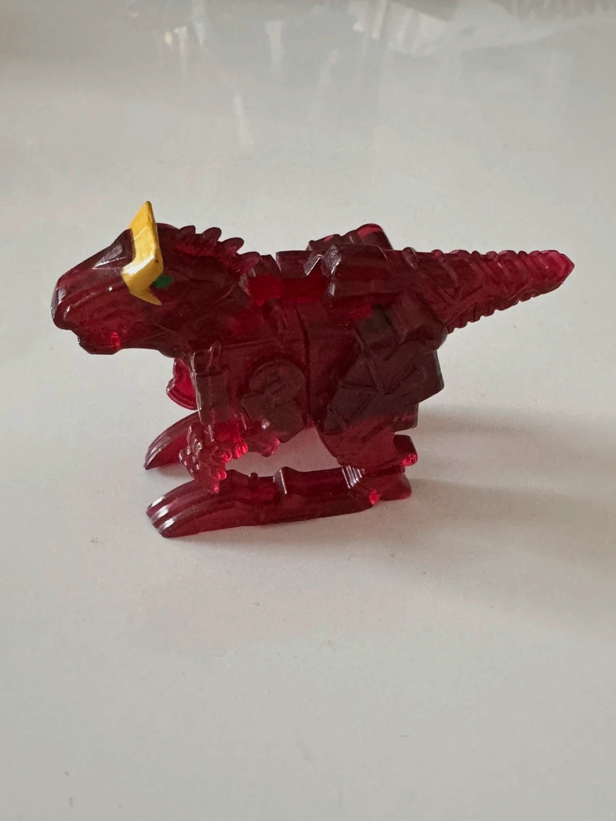 Figurine support rouge translucide Power Rangers Dino Charge Tyrannosaurus Rex – Power Rangers – taille Prématuré, jusqu'à 44cm