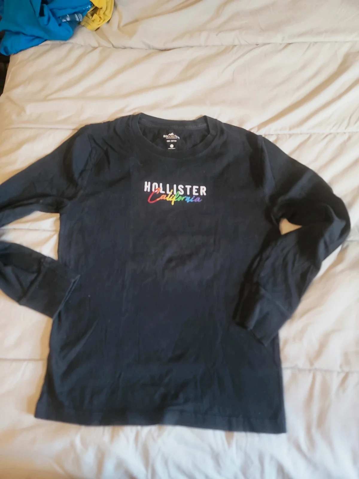 T-shirt manches longues noir Hollister California arc-en-ciel