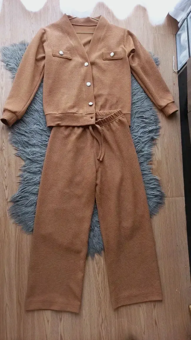 Ensemble côtelé beige crop top et pantalon – Jolie – beige – taille 38 3