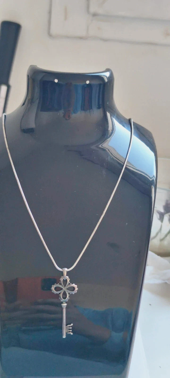 Collier et pendentif