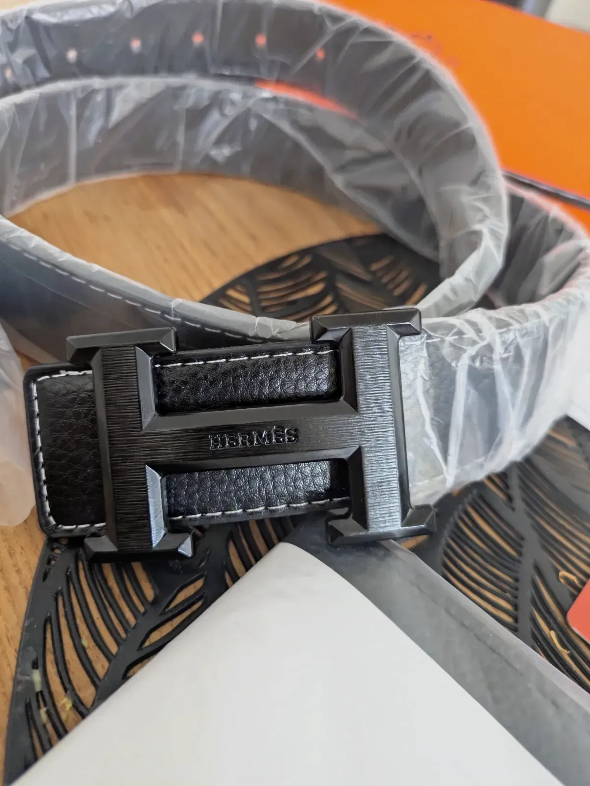 Ceinture et portefeuille Hermès cuir noir reversible – Hermès – noir – taille Taille unique 4