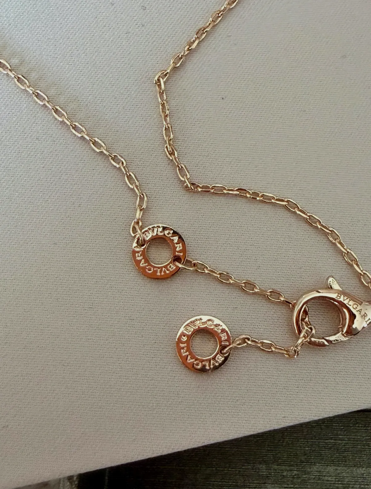 Collier Bvlgari or rose pendentif – Bvlgari – or rose 6