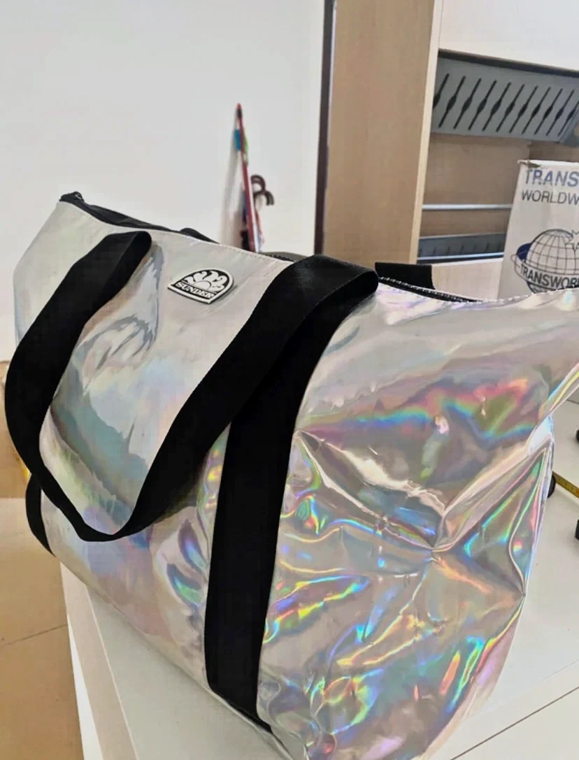 Sac à dos holographique avec poignées noires