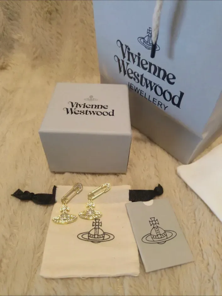 Boucles d'oreilles Vivienne Westwood dorées avec strass – Vivienne Westwood – doré – taille Taille unique 4