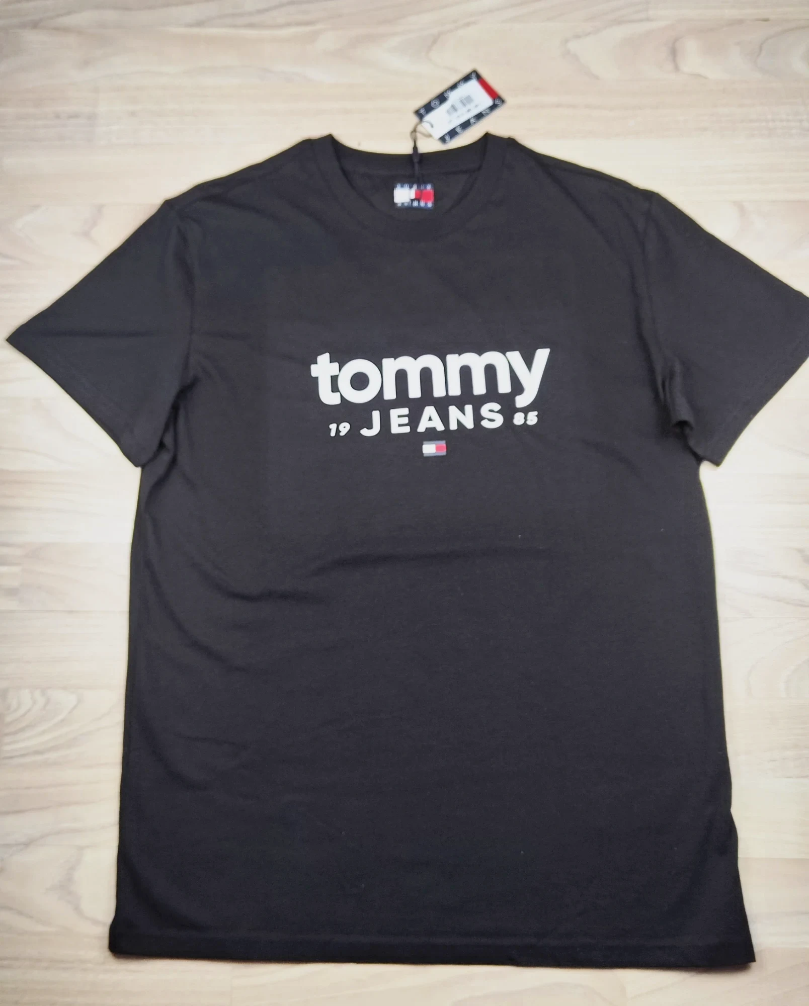 T-shirt noir Tommy Jeans taille M