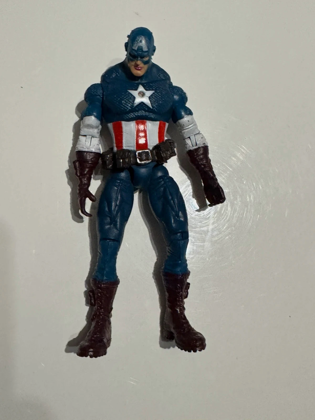Figurine capitaine America 2011