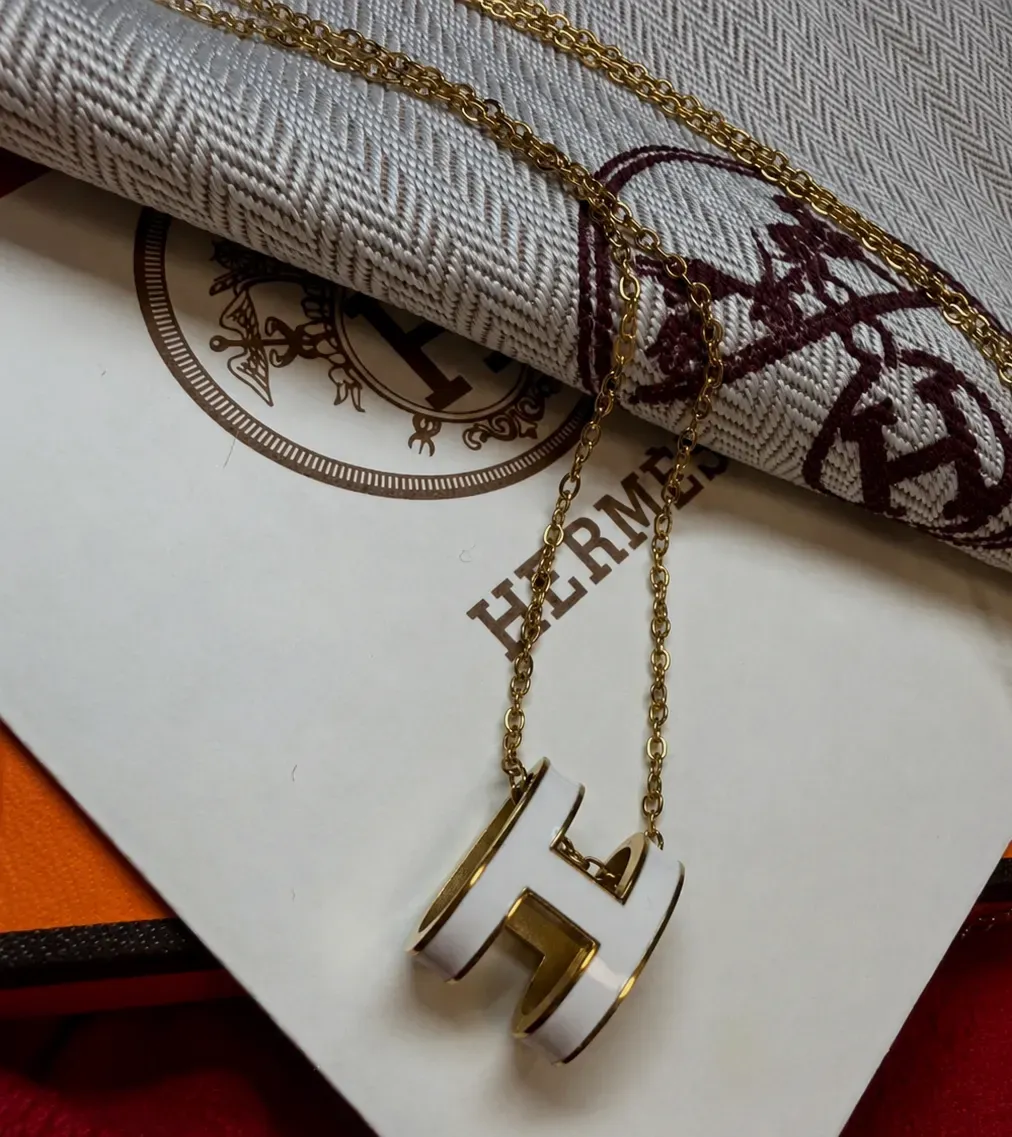 Hermès Paris lot accessoires chaîne bracelet – Hermès – noir, doré, blanc – taille Taille unique 2