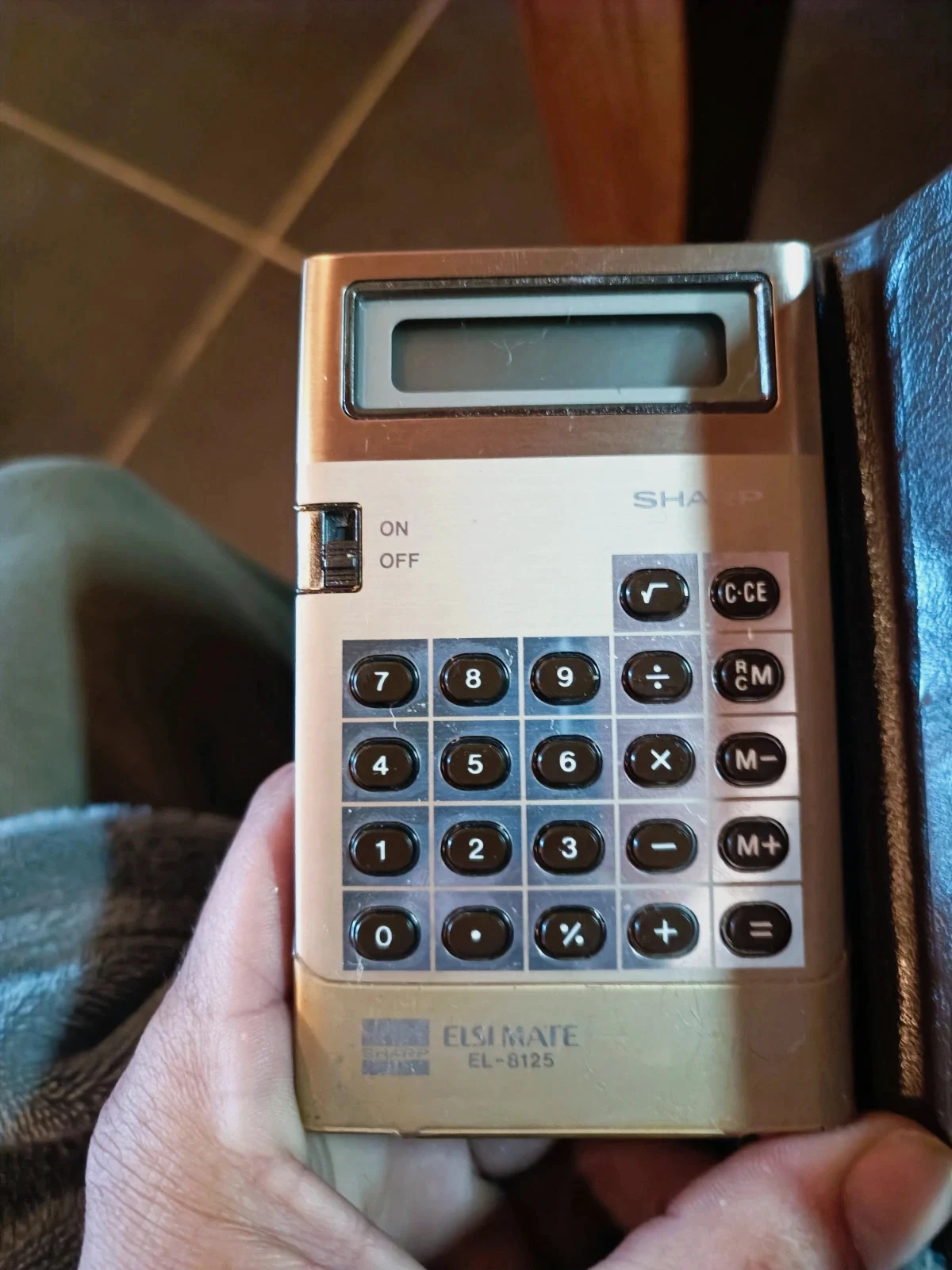 Calculatrice vintage Sharp El-8125