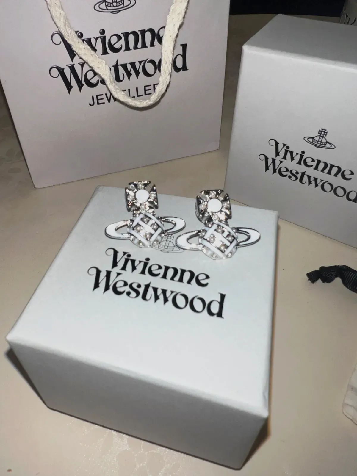 Boucles d'oreilles Vivienne Westwood orb argentées – Vivienne Westwood – argenté – taille Taille unique 3
