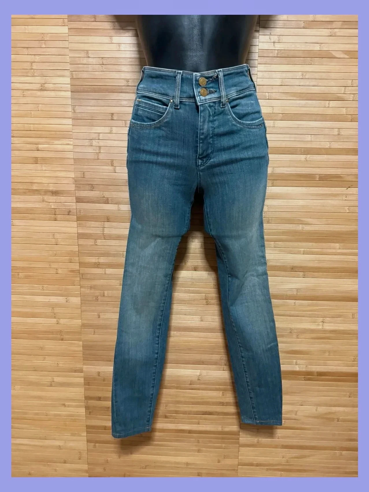 Vaquero pitillo salsa talla w26 😍