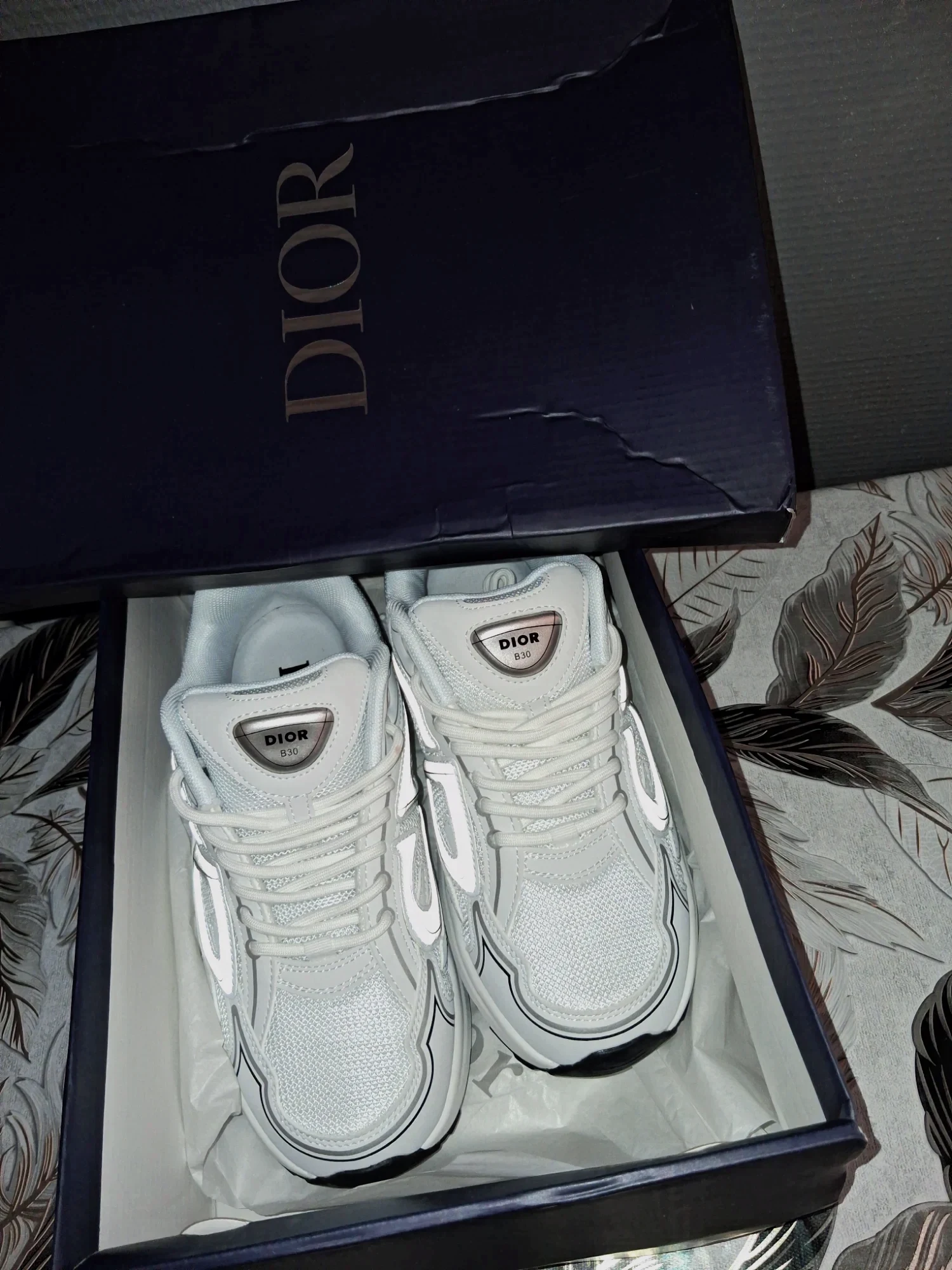 Baskets Dior B30 blanches en boîte d'origine