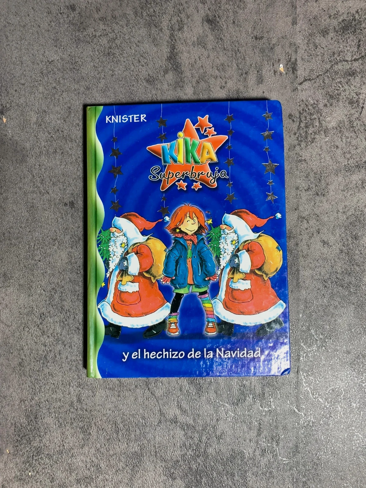 Kika Superbruja y el hechizo de Navidad | Knister