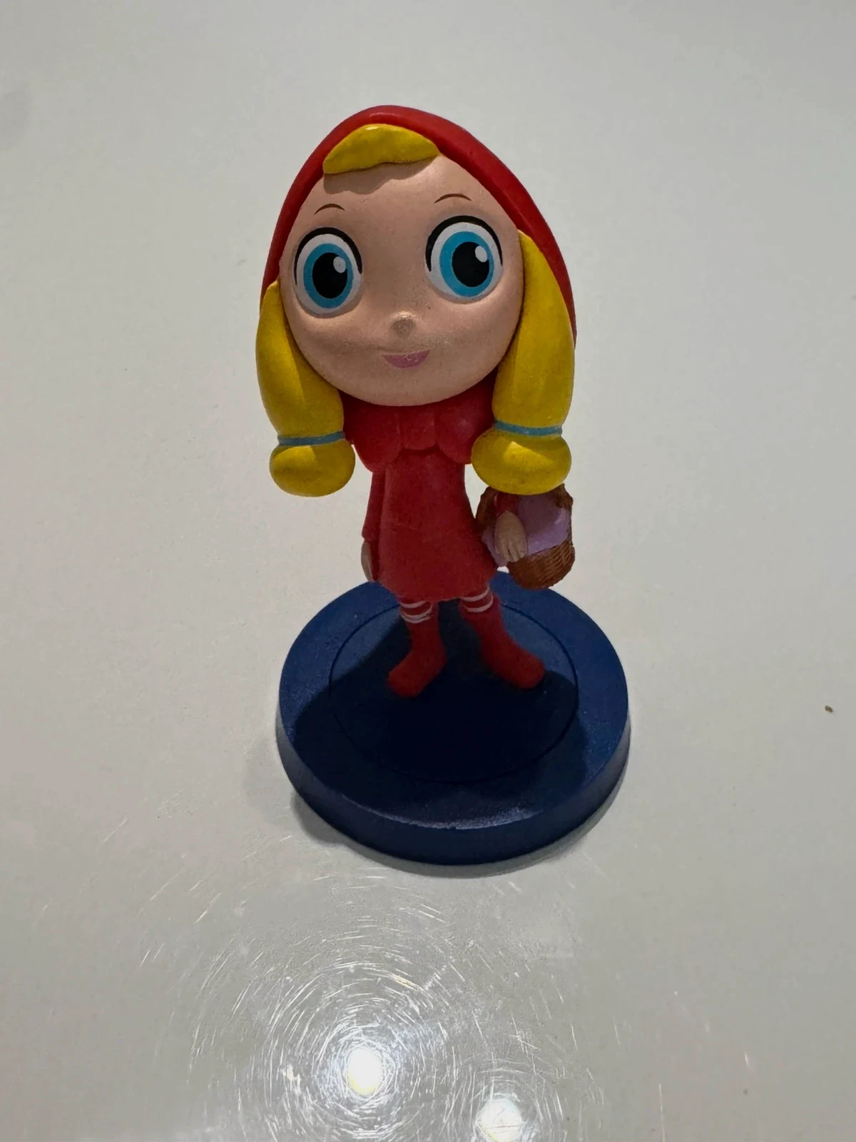 Figurine Le petit Chaperon Rouge – le petit chaperon rouge – taille Taille unique