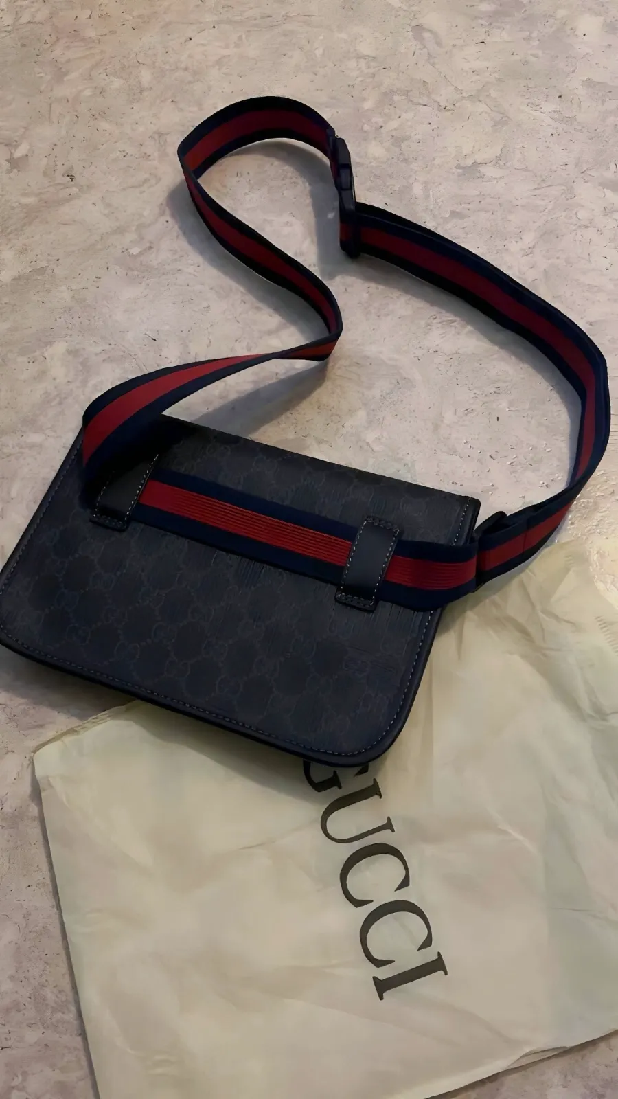 Sacoche Gucci Noir - modèle très recherché – Gucci – taille Taille unique 4