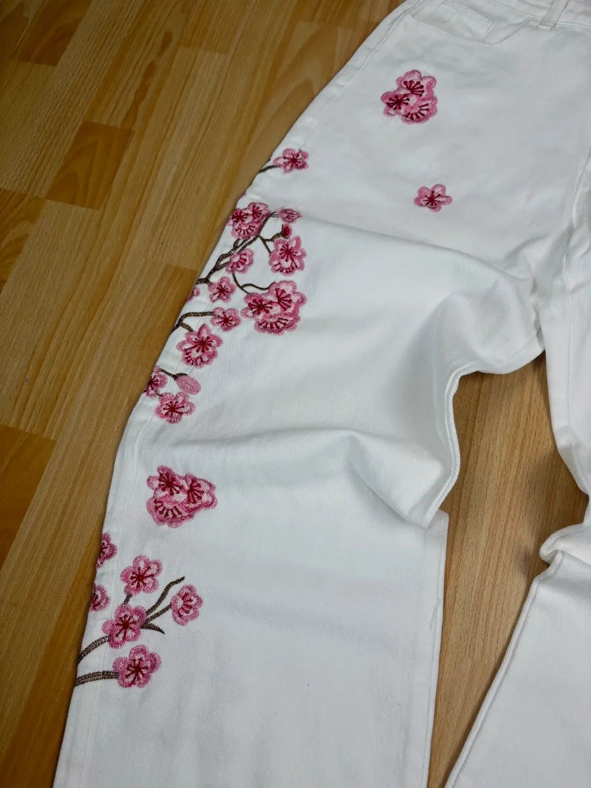 Jean Baggy motif fleur de Sakura - Taille M  – Y2K – blanc – taille M 3