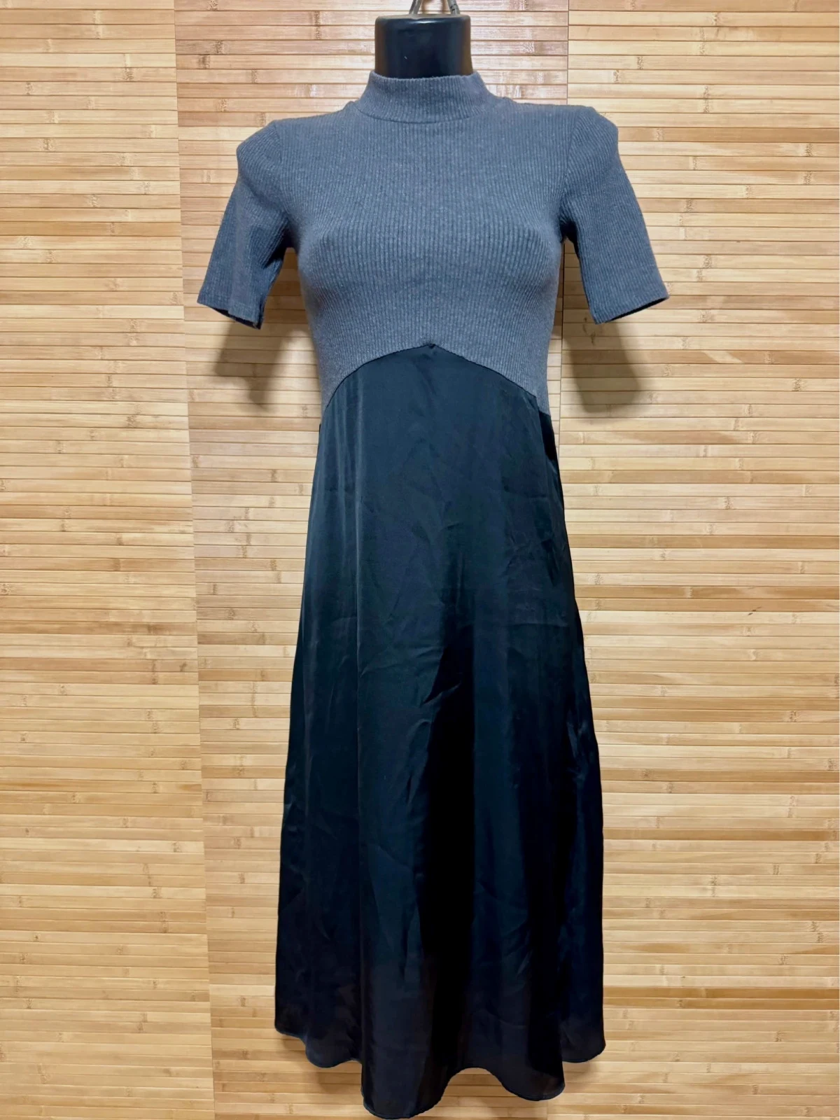 Divino vestido bicolor de Zara , talla S 😍 – Zara – taille S / 36 / 8