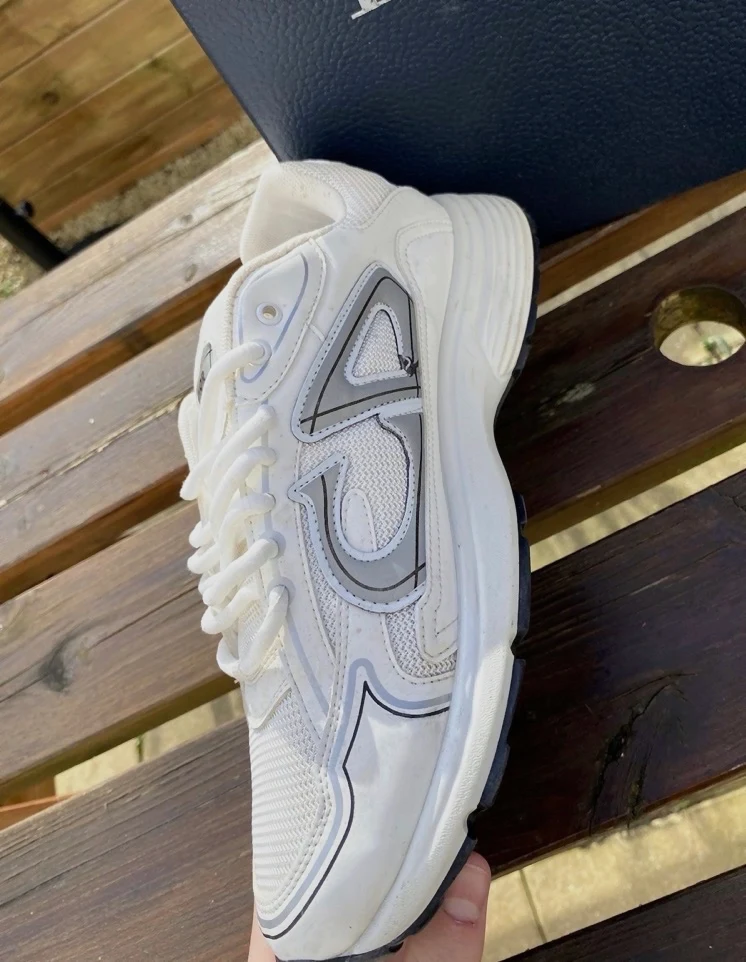 Chaussure b30