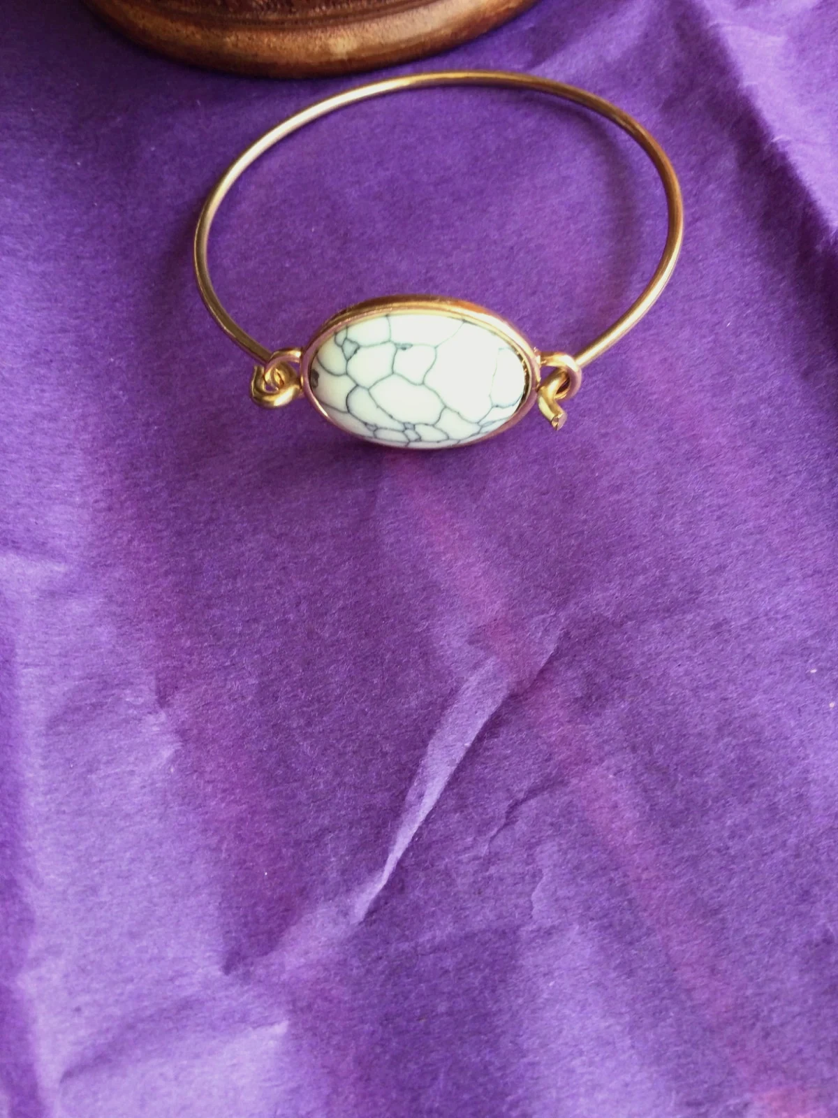 Bonita pulsera dorada 🌸