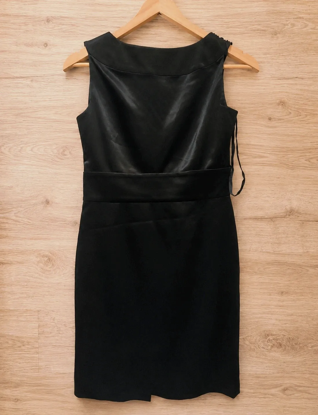 Vestido viral negro elegante con pedrería - Petite Collection – Petite collection – taille M / 38 / 10 2