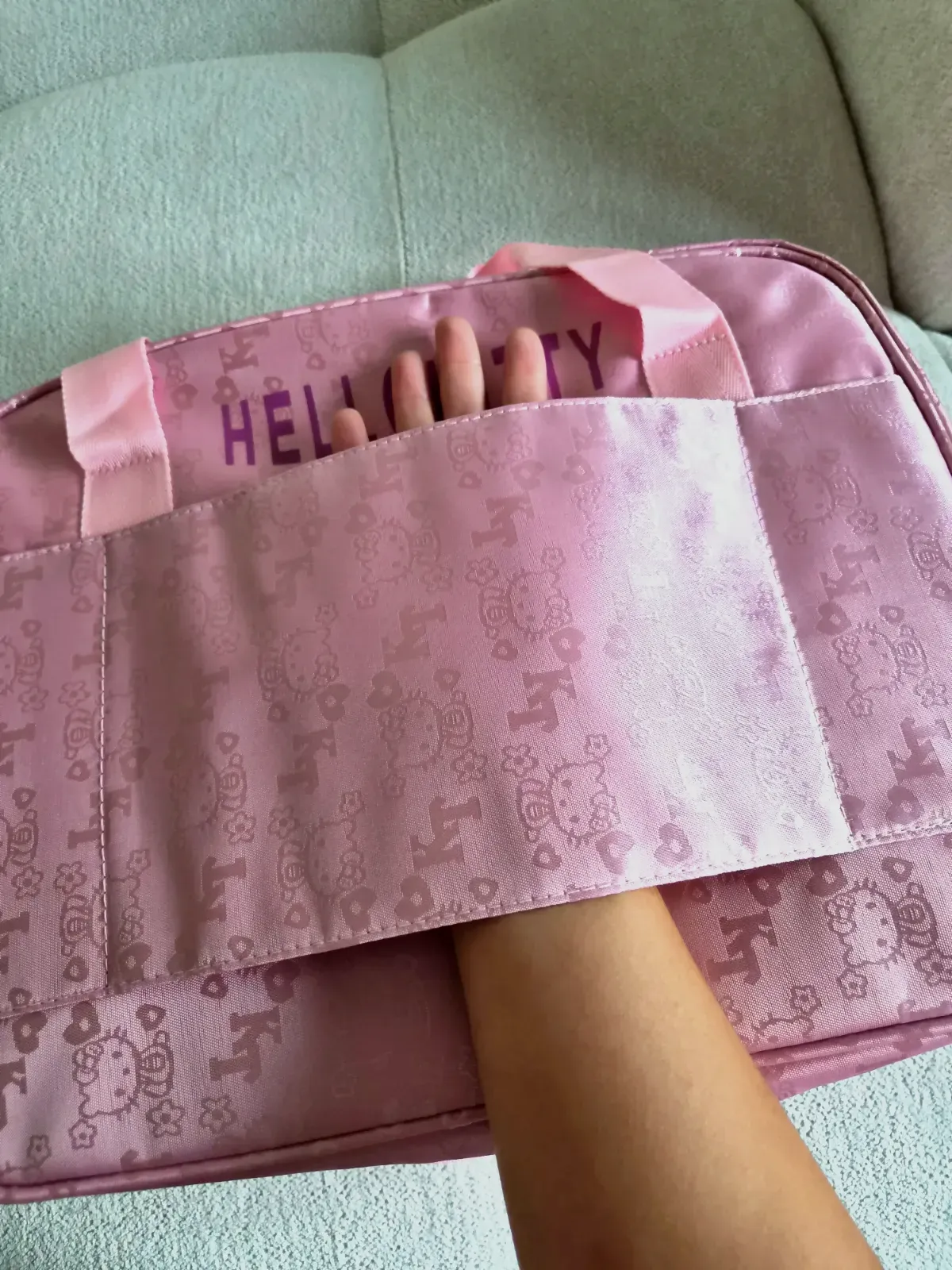Sac de voyage Hello Kitty rose – neuf avec étiquette 🎀 – Sanrio – rose – taille M 8