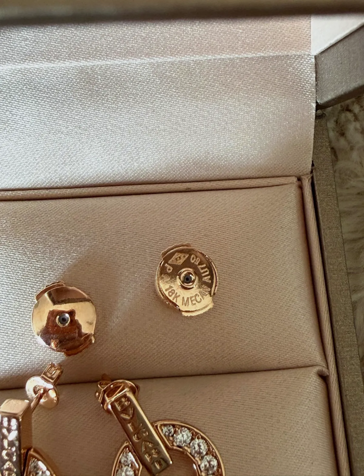 Boucles d'oreilles Bvlgari B.zero1 or ro – Bvlgari – or rose – taille L 4