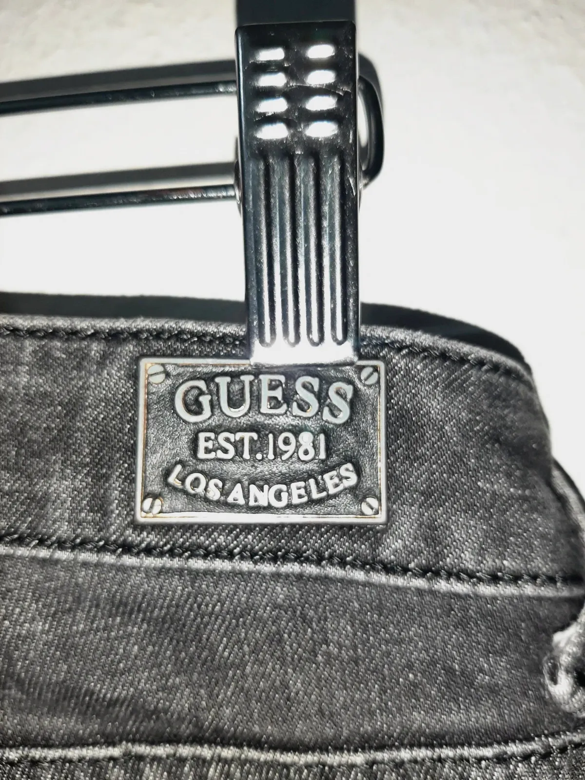 Pantalones Guess – GUESS – taille S / 36 / 8 5