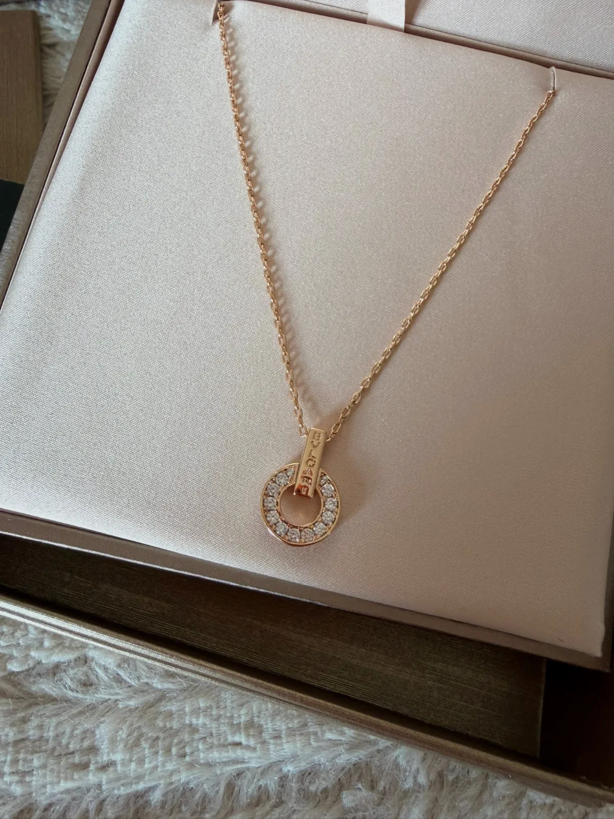 Collier Bvlgari or rose pendentif – Bvlgari – or rose 5