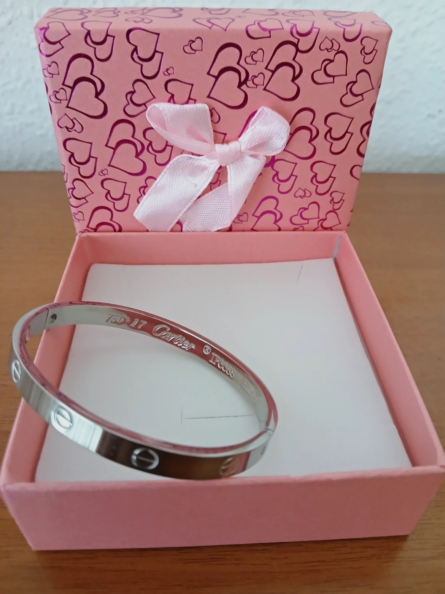 Brazalete ovalado Love