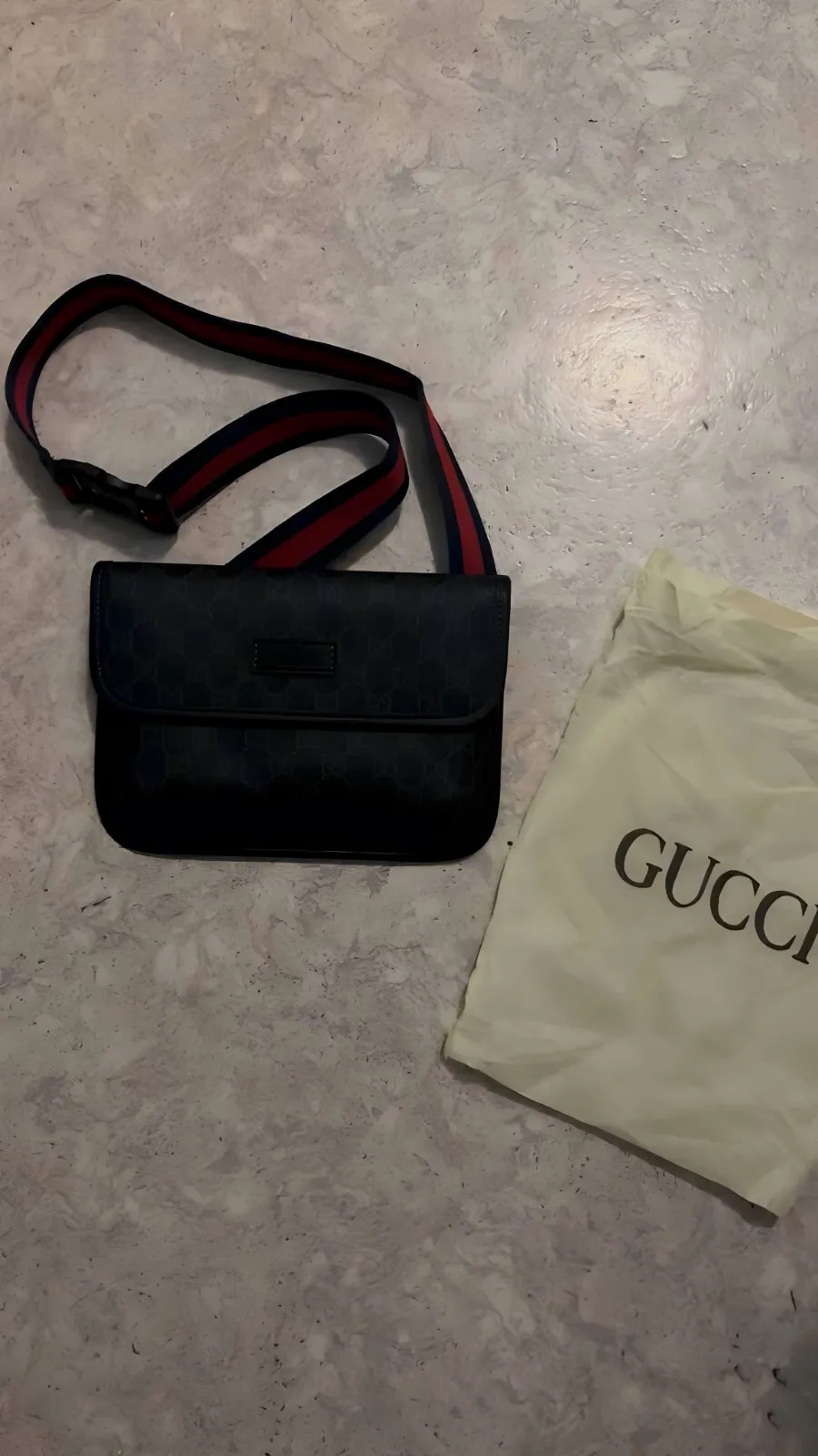 Sacoche Gucci Noir - modèle très recherché – Gucci – taille Taille unique 3