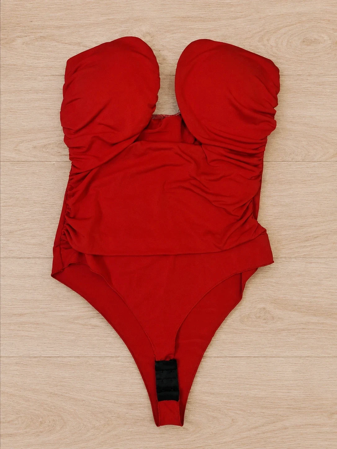 Body rojo drapeado palabra de honor L&S talla S