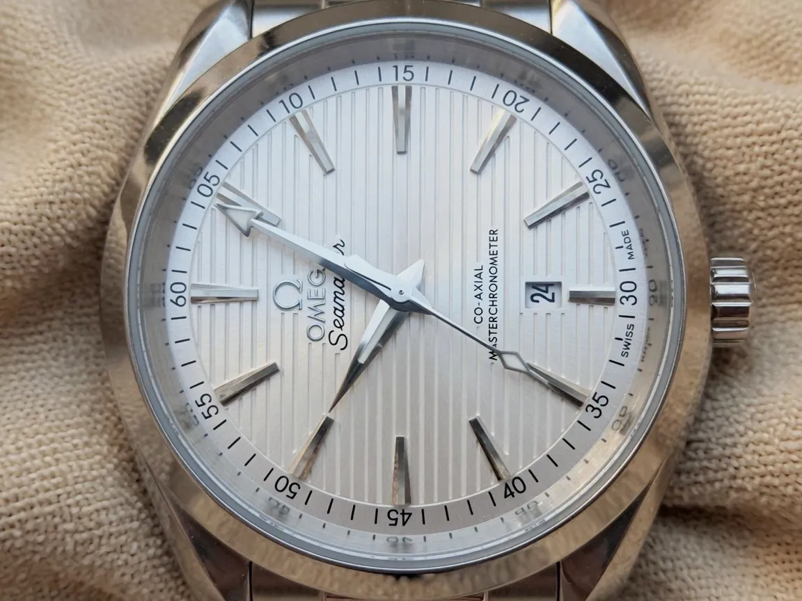 Montre – Omega – blanc 3
