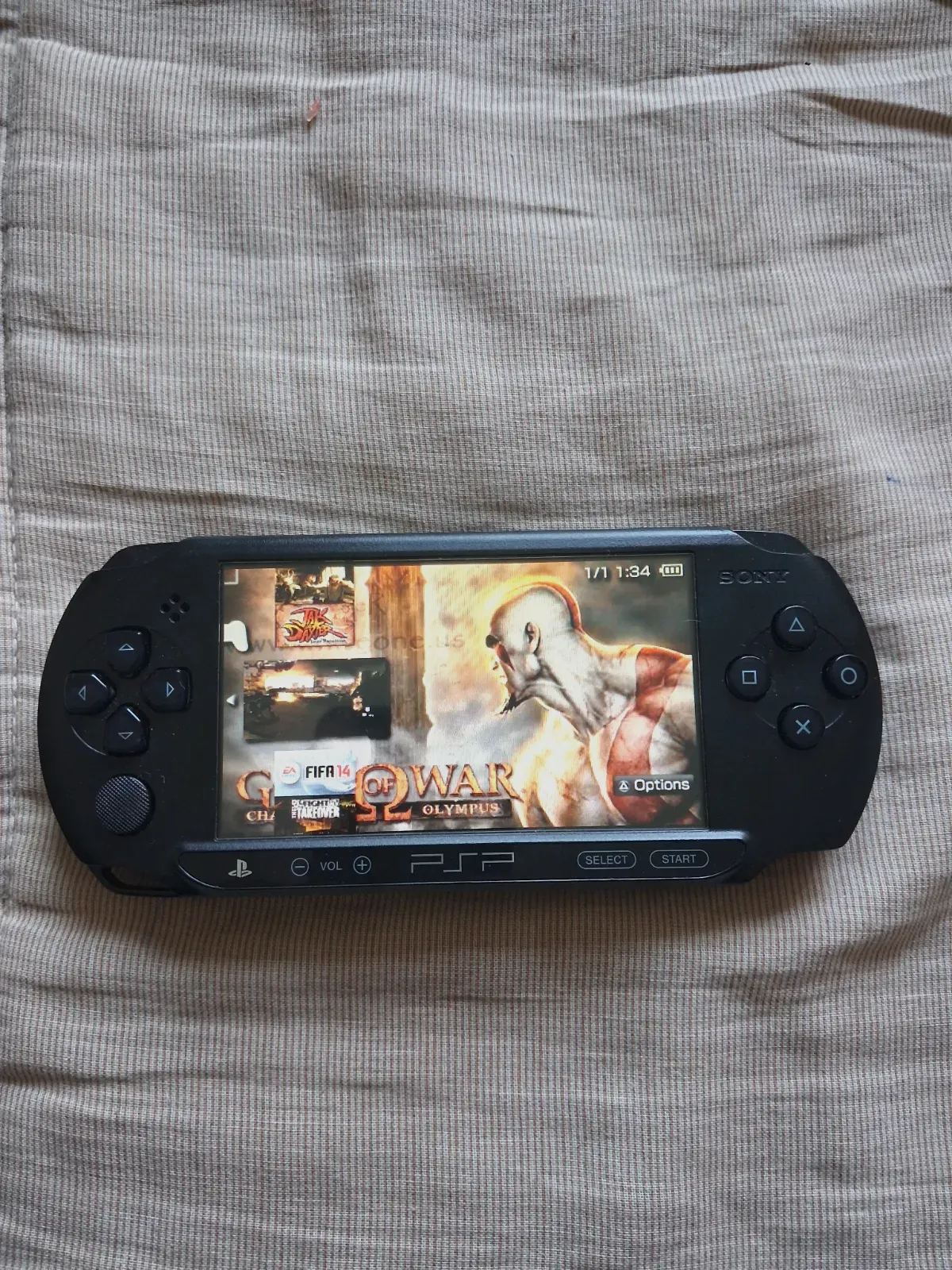 Psp Street / 64GB/ 800jeux – Sony 4