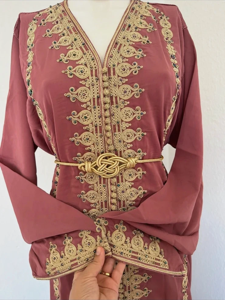 Caftan Crêpe de soie tendance avec ceinture