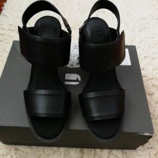 sandalias