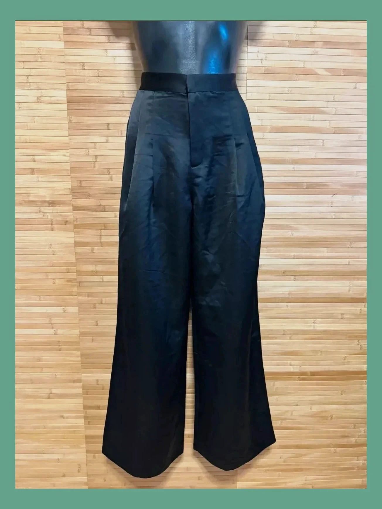 Divino pantalón ancho satinado , talla 36 😍