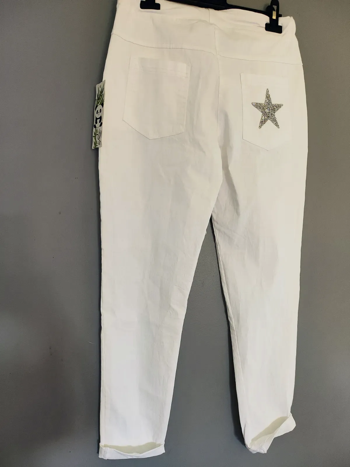 Pantalon blanc avec étoile strass au dos – Pomelo – taille Taille unique 5