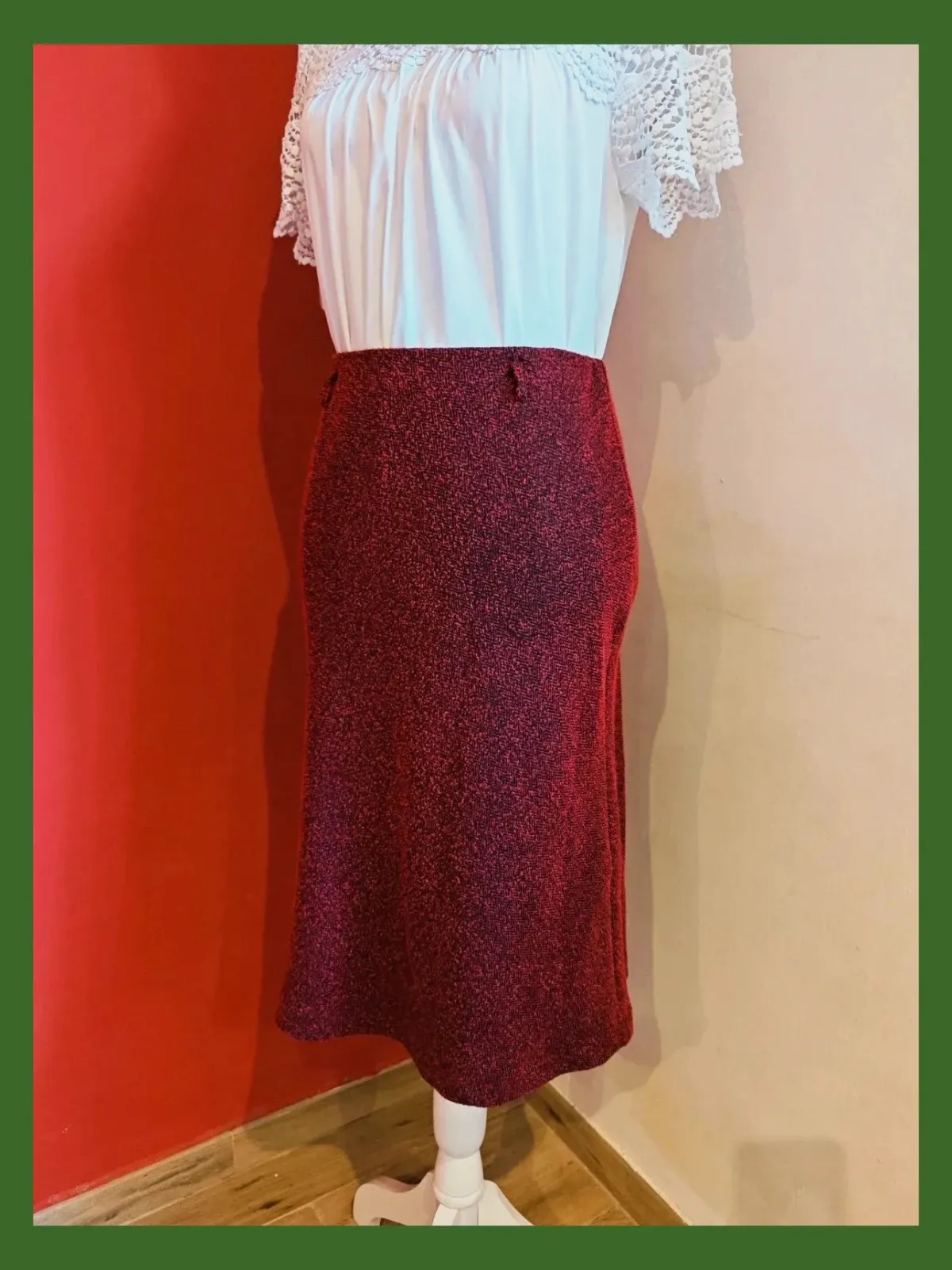 🌺Estilosa falda con jaspeado rojo y negro – Ciopre – taille L / 40 / 12 4
