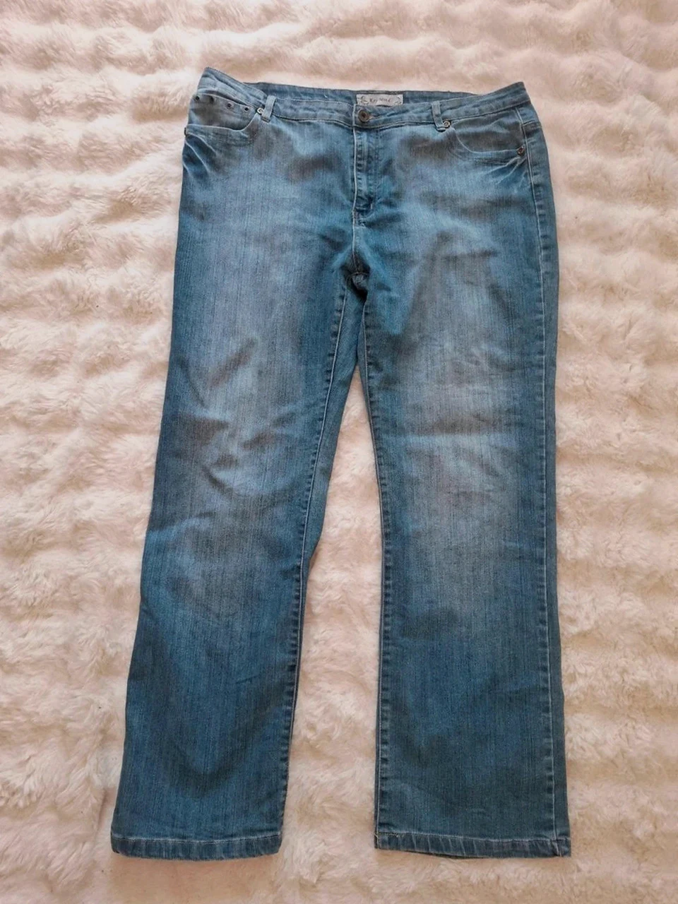 Jean bootcut / droit Key Mind - Bleu délavé - Taille 50 (Modèle femme) – taille 5XL / 50 / 22