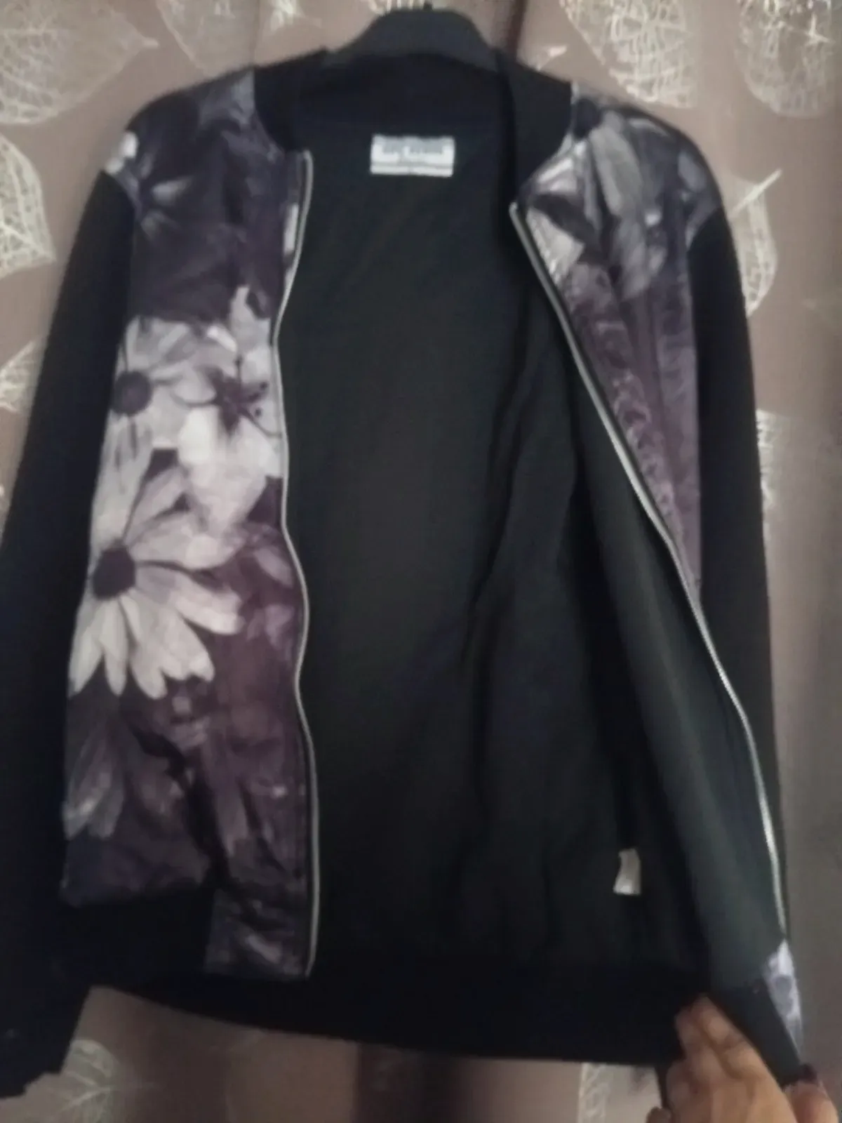 Veste bomber Gov Denim taille L à fleurs – Gov Denim – taille L 3