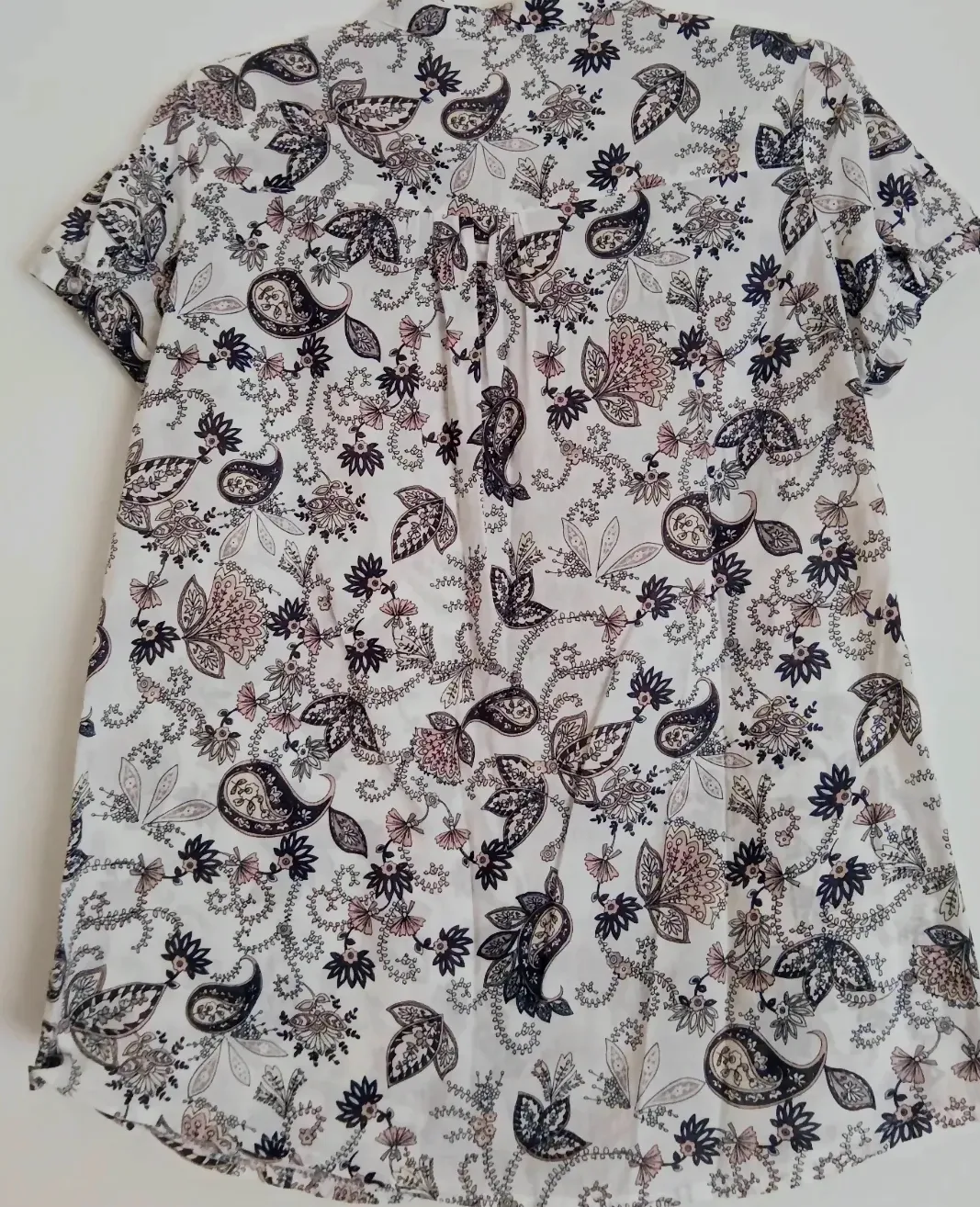 Camisa de mujer con un bonito estampado talla S  – zara – blanco y negro – taille S 8
