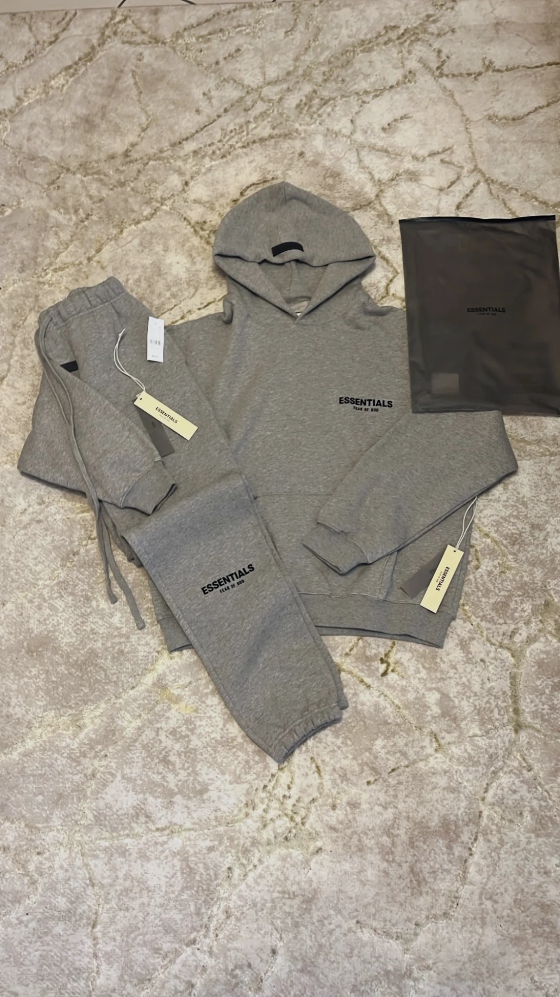 Ensemble essentials taille M 