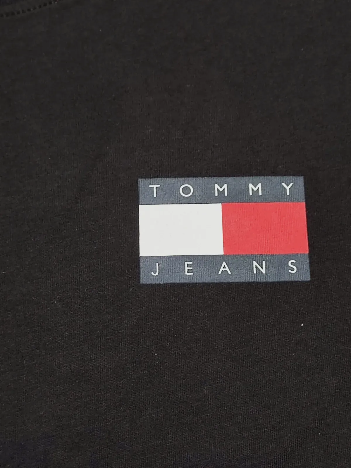 T-shirt Tommy Jeans noir logo – Tommy Jeans – taille L 2