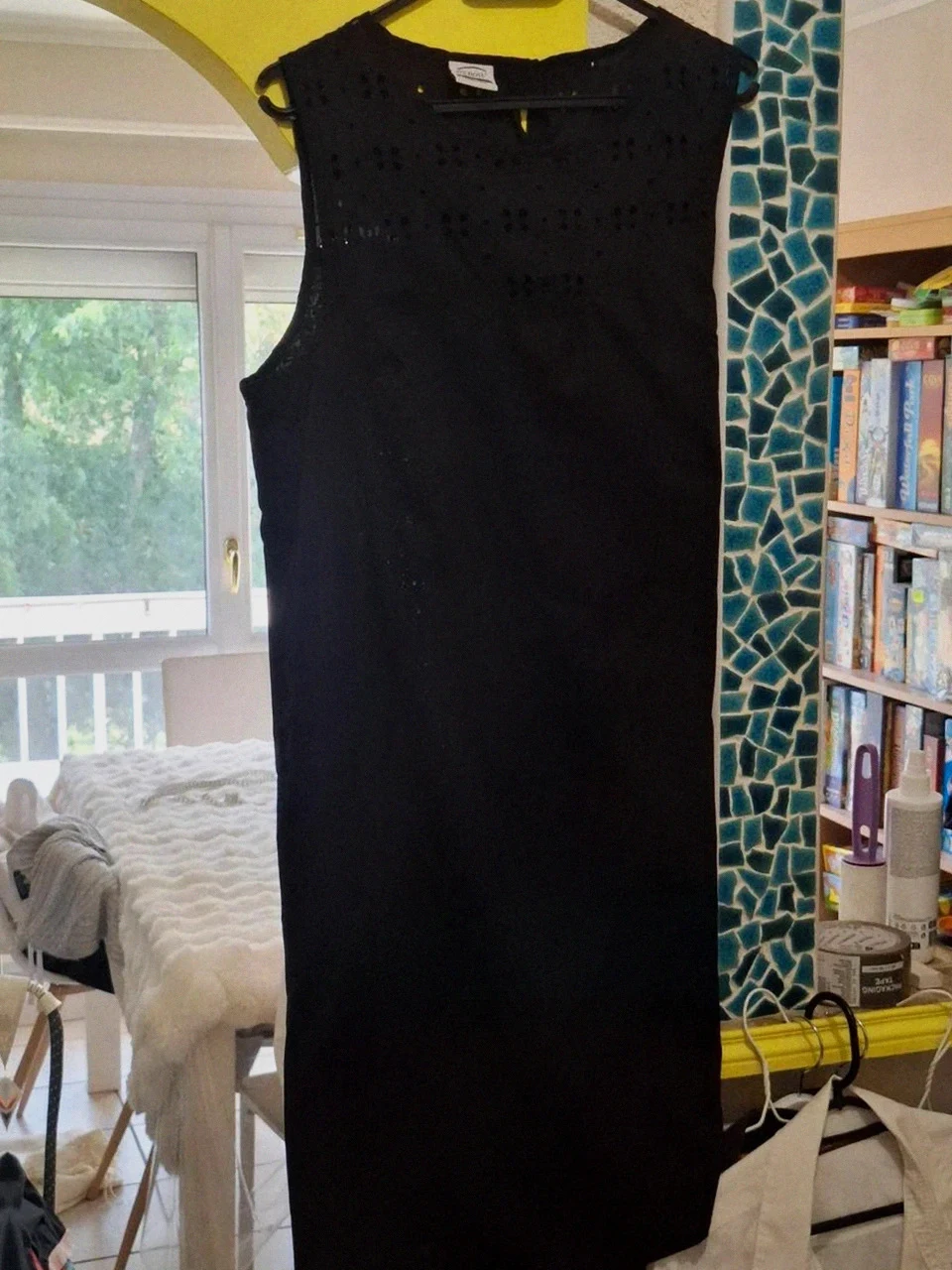 Robe Oxbow courte noire sans manches brodée - Taille 5 (L/XL)