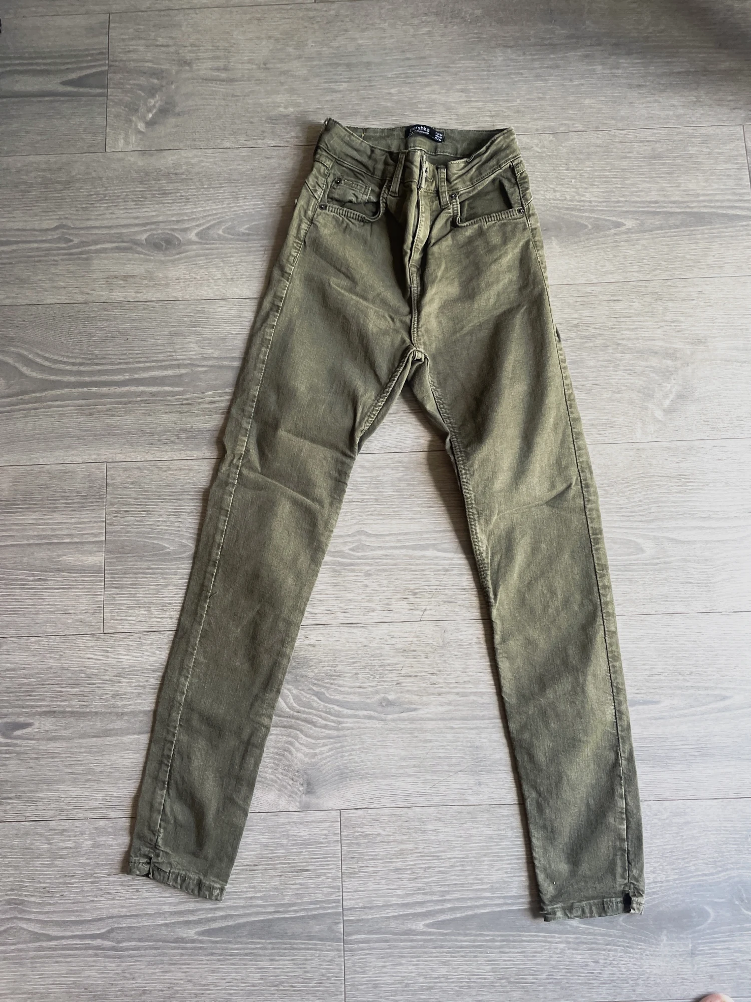 Jean coupe slim bershka taille 34 – Bershka – taille 34