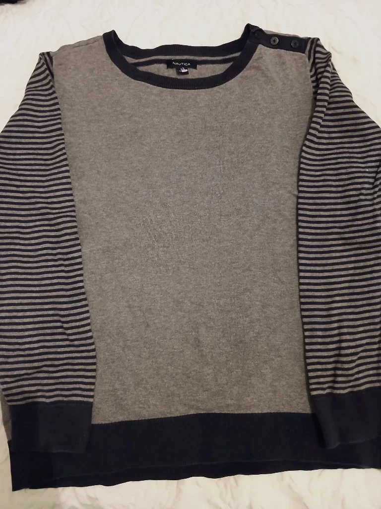 Pull Nautica gris et bleu rayé taille XL authentique 100%