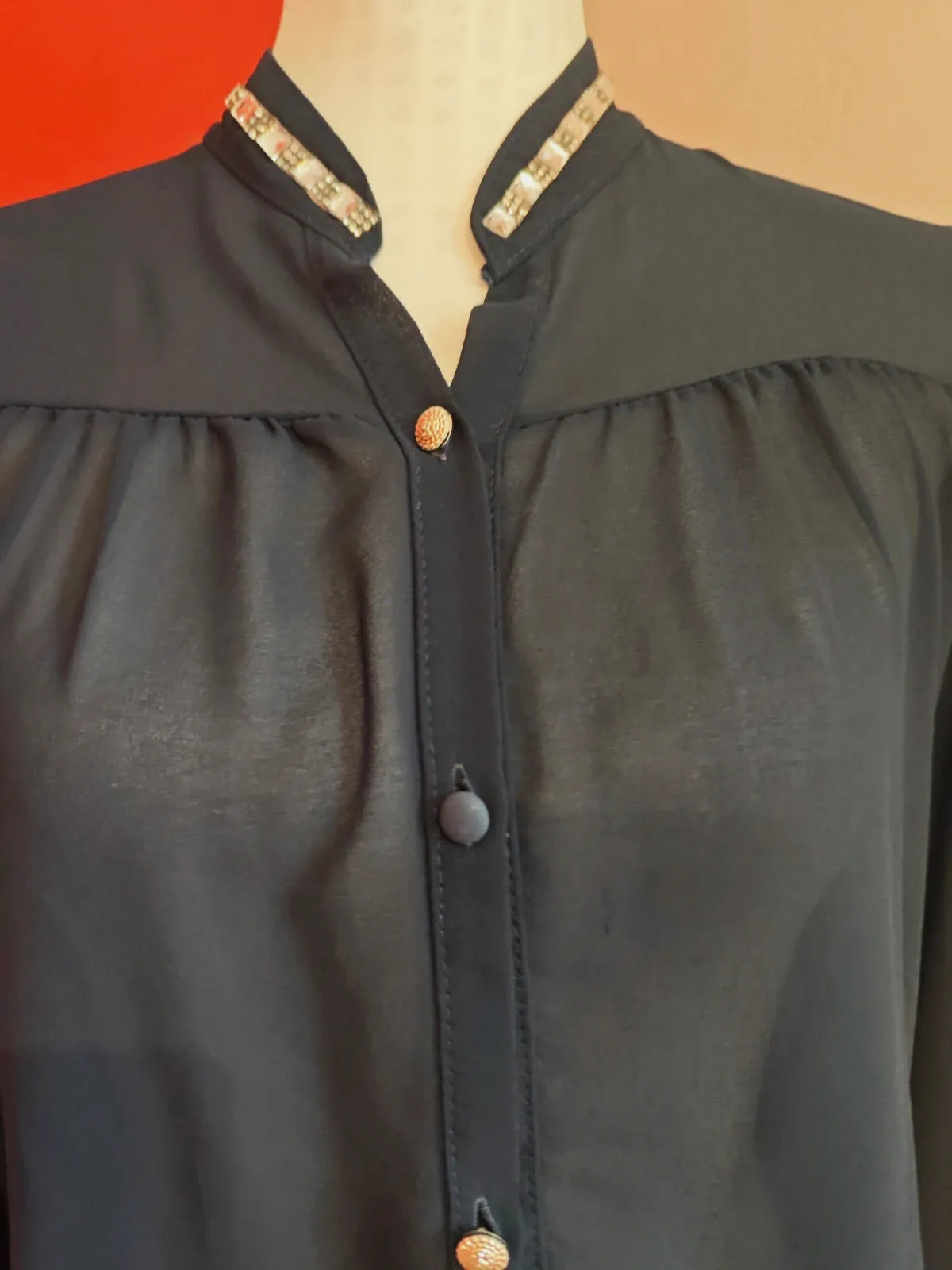 🌺Bonita blusa de gasa azul marino con abalorios plateados en cuello y puños – Made In Italy – taille XXXL / 46 / 18 4